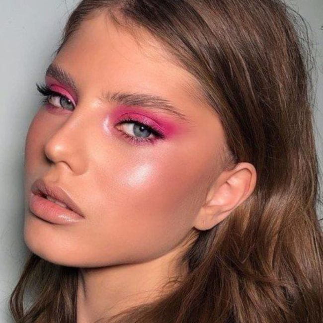 15 inspirações de maquiagem rosa + truques para arrasar