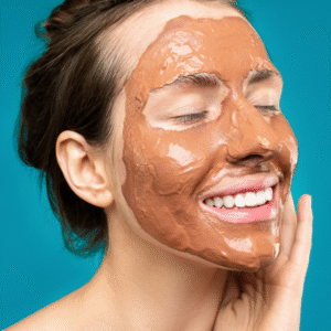modelo usando mascara facial