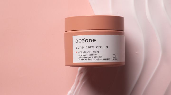 Creme para acne da Oceane em embalagem rosa